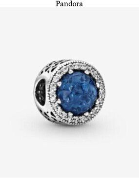 Pandora sparkling dark blue charm